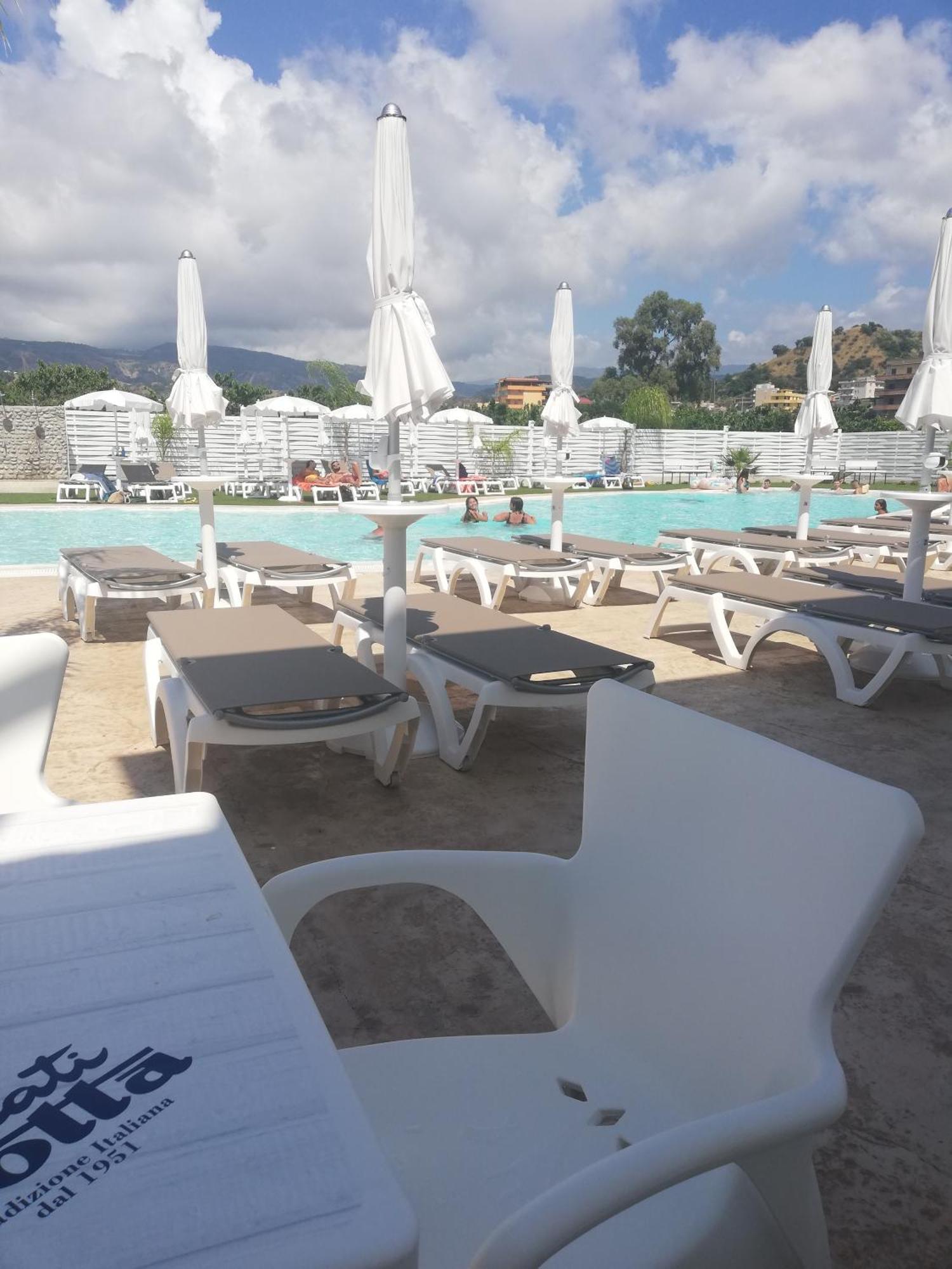 All'Ombra Del Noce B&B Catona Di Reggio Calabria Buitenkant foto