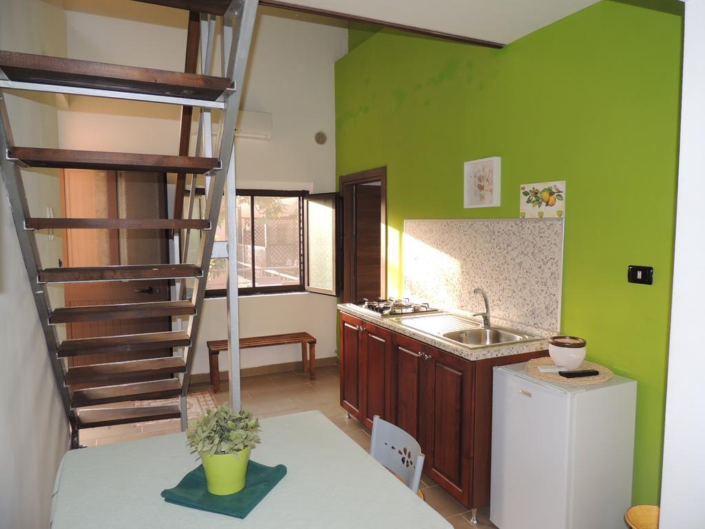 All'Ombra Del Noce B&B Catona Di Reggio Calabria Buitenkant foto