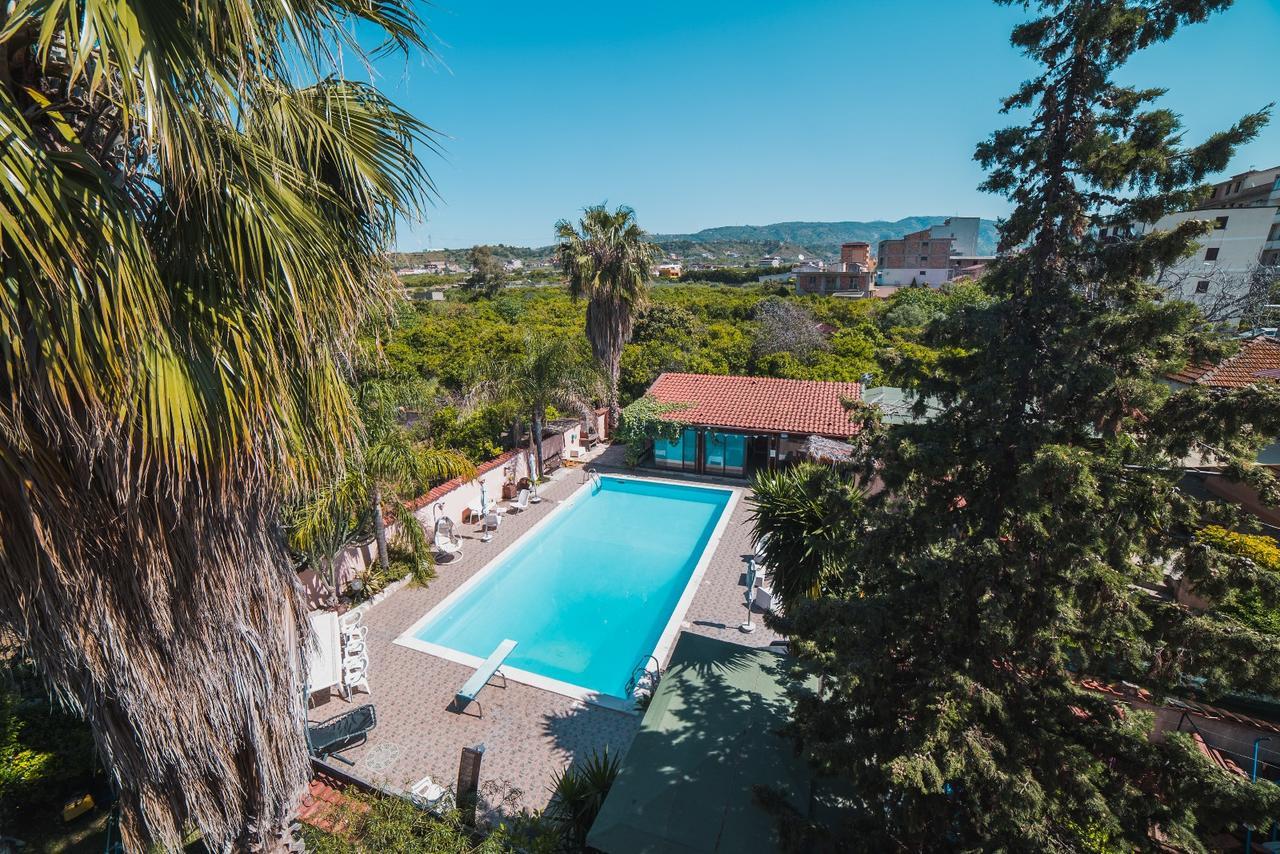 All'Ombra Del Noce B&B Catona Di Reggio Calabria Buitenkant foto