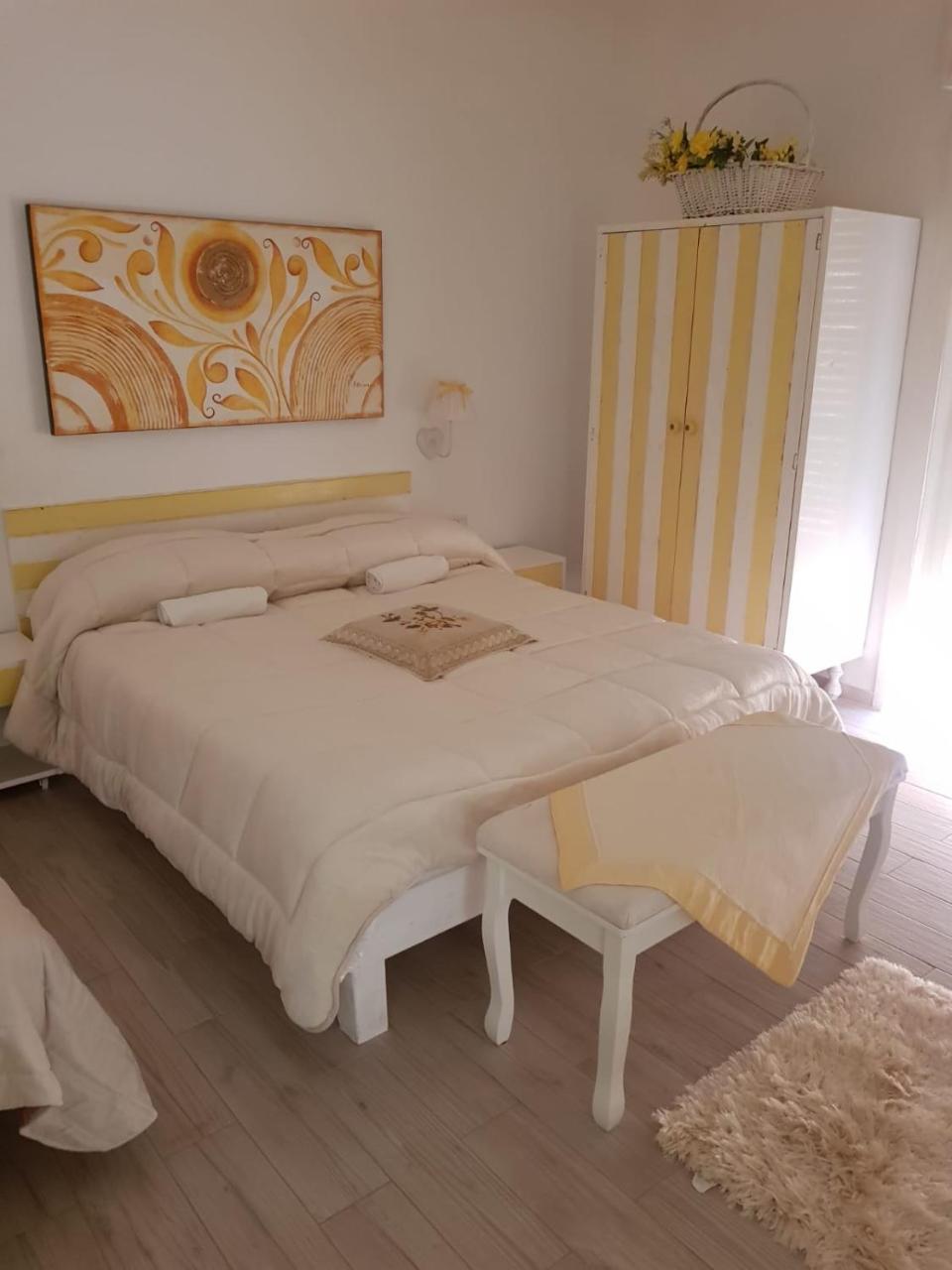 All'Ombra Del Noce B&B Catona Di Reggio Calabria Kamer foto