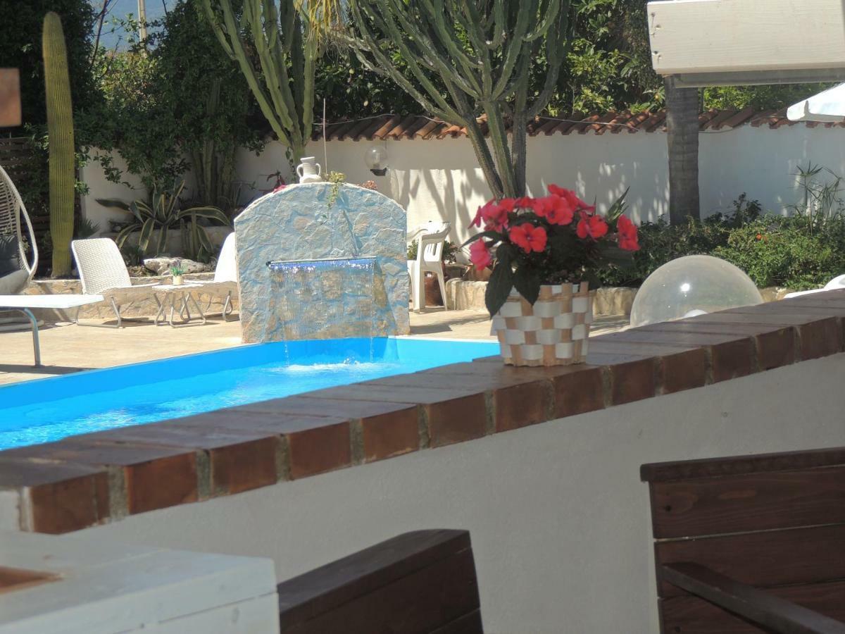 All'Ombra Del Noce B&B Catona Di Reggio Calabria Buitenkant foto