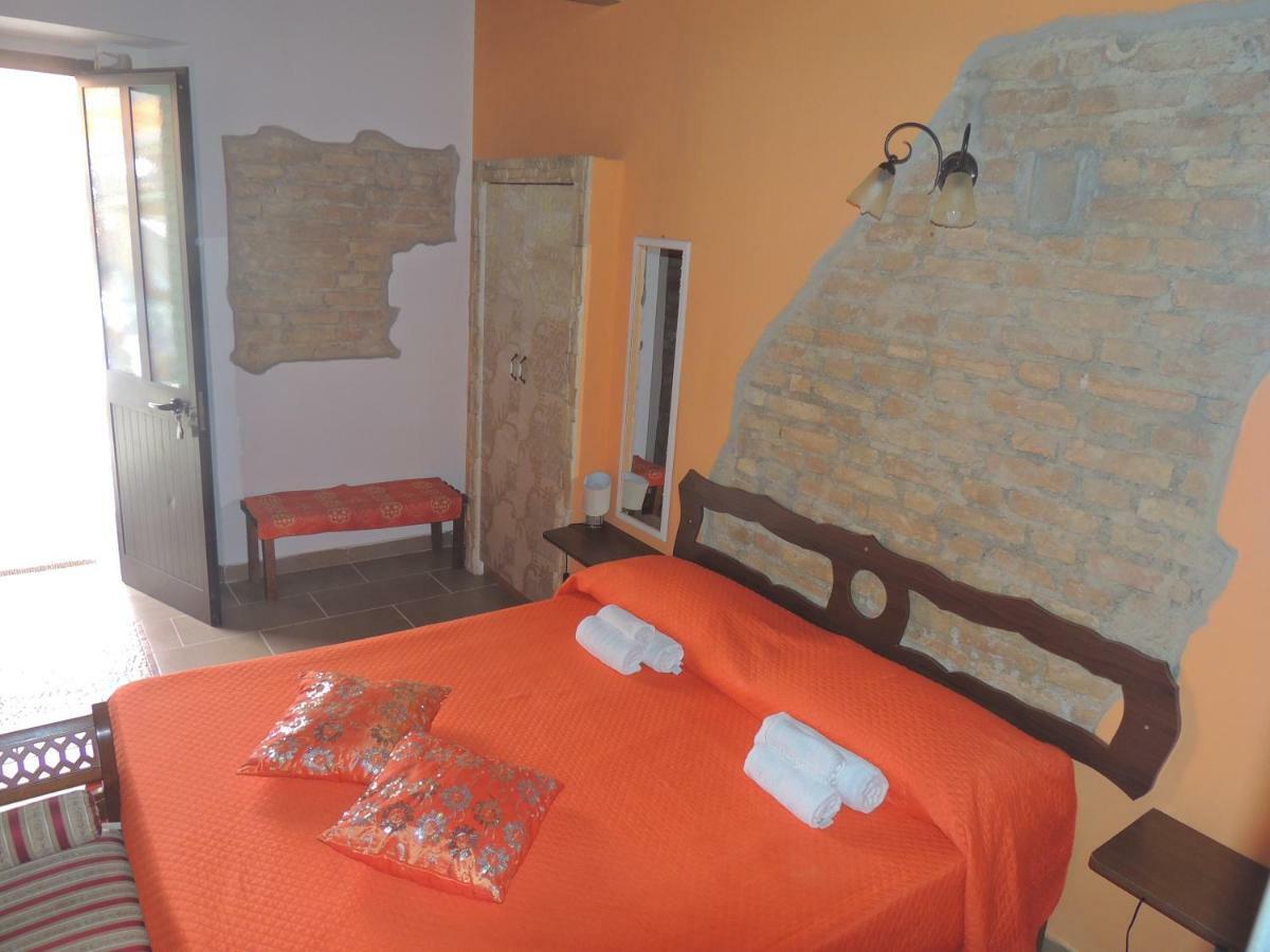 All'Ombra Del Noce B&B Catona Di Reggio Calabria Buitenkant foto